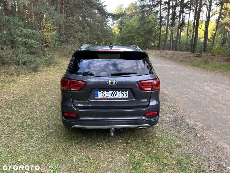 Kia Sorento - 8