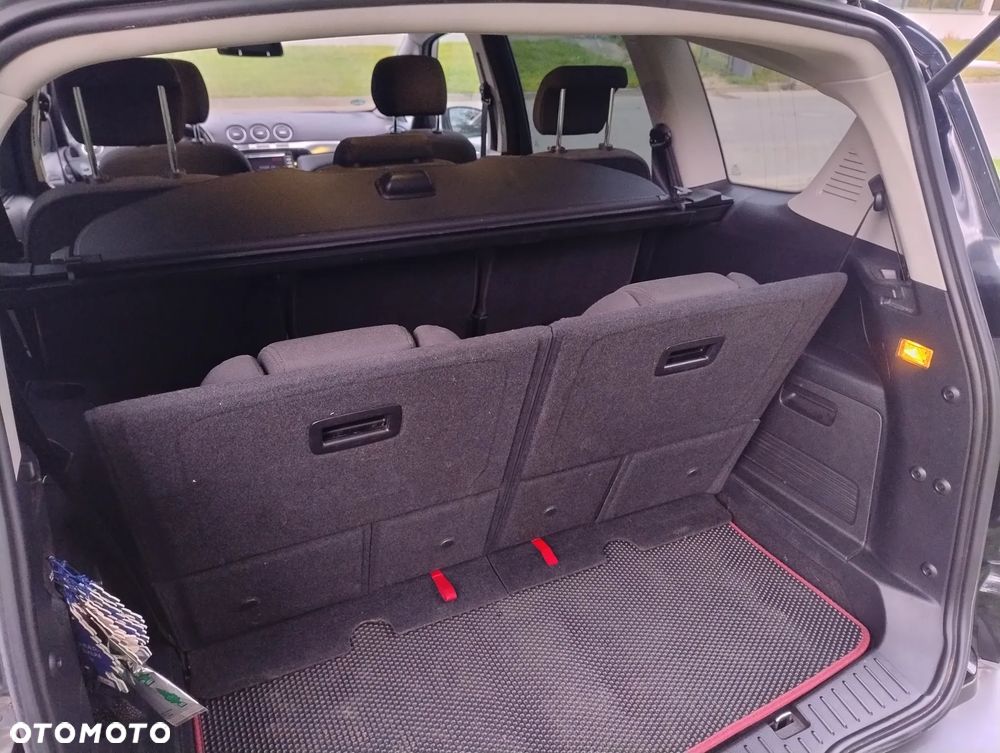 Ford S-Max - 10