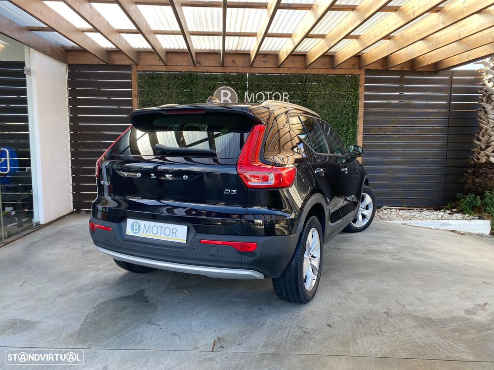 Volvo XC 40 2.0 D3 Momentum Plus - 9