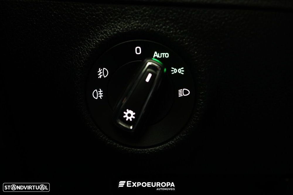 Skoda Superb Break 2.0 TDI Ambition DSG - 21