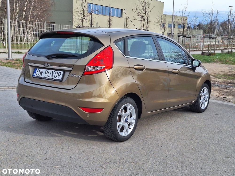Ford Fiesta 1.25 Titanium EU5 - 3