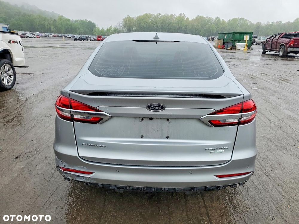 Ford Fusion 2.0 EcoBoost Titanium - 6