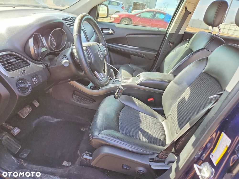 Dodge Journey - 8