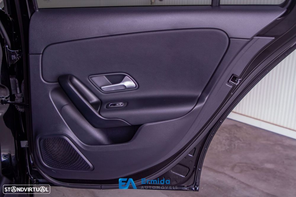 Mercedes-Benz A 250 - 36