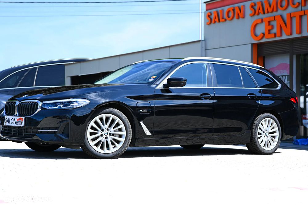 BMW Seria 5 530e - 39