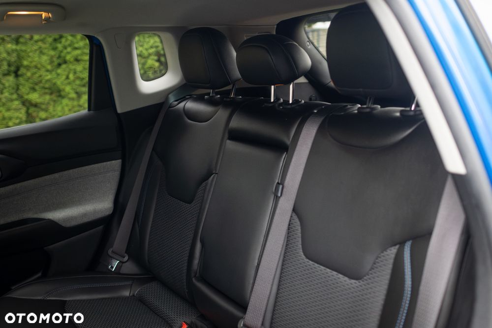 Jeep Compass - 37