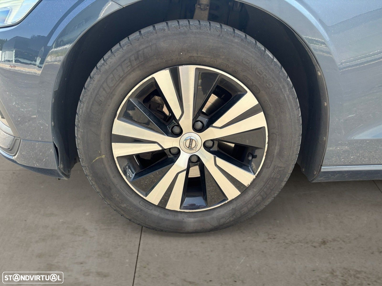 Volvo V60 2.0 D3 Momentum Geartronic - 10