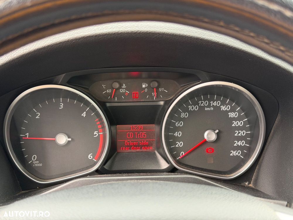 Ford Mondeo 1.8 TDCi Trend - 22