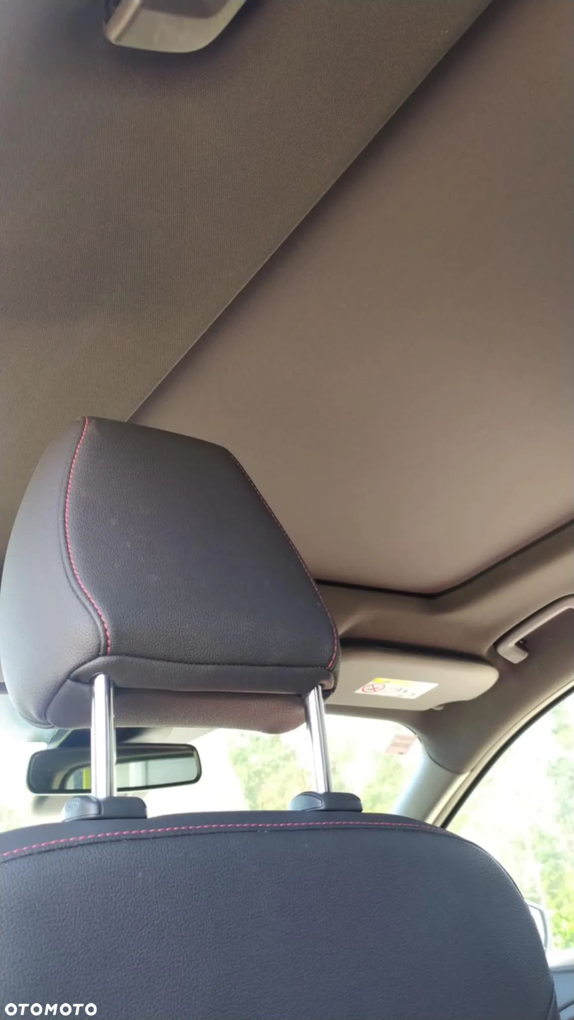 Ford Kuga 1.5 EcoBoost 2x4 ST-Line - 24