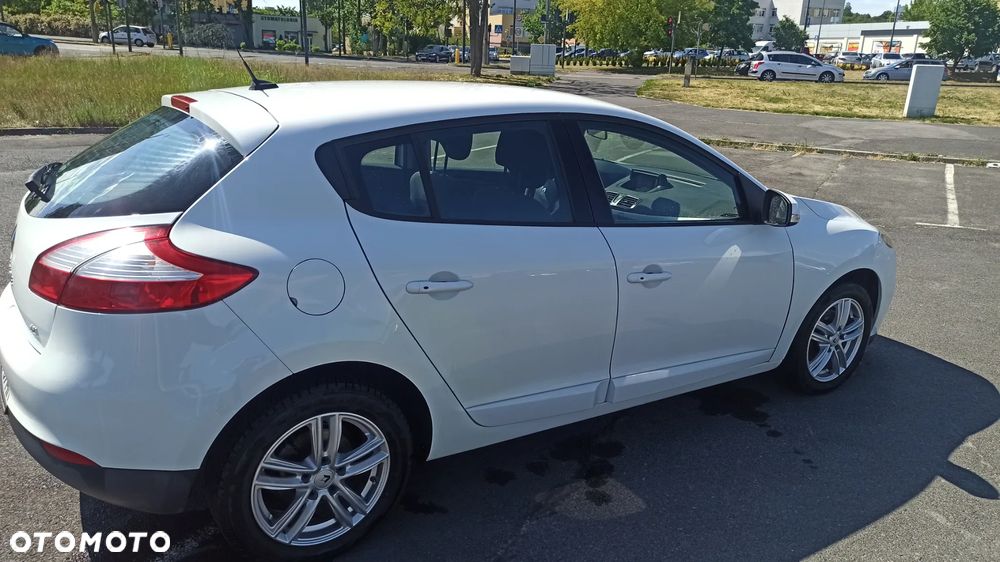 Renault Megane 1.5 dCi Dynamique - 4