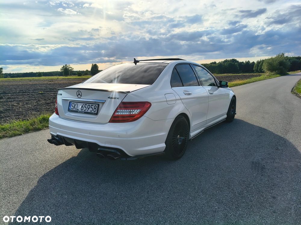 Mercedes-Benz Klasa C 350 4Matic (BlueEFFICIENCY) 7G-TRONIC Avantgarde - 8