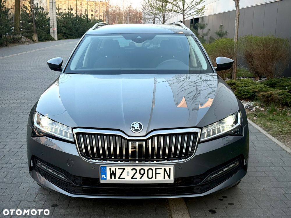 Skoda Superb 1.5 TSI DSG Ambition - 9