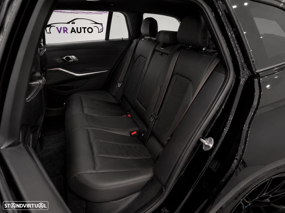 BMW M3 Competition M xDrive - 10