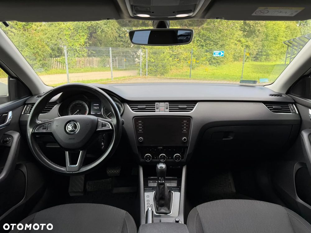 Skoda Octavia 2.0 TDI Style DSG - 16