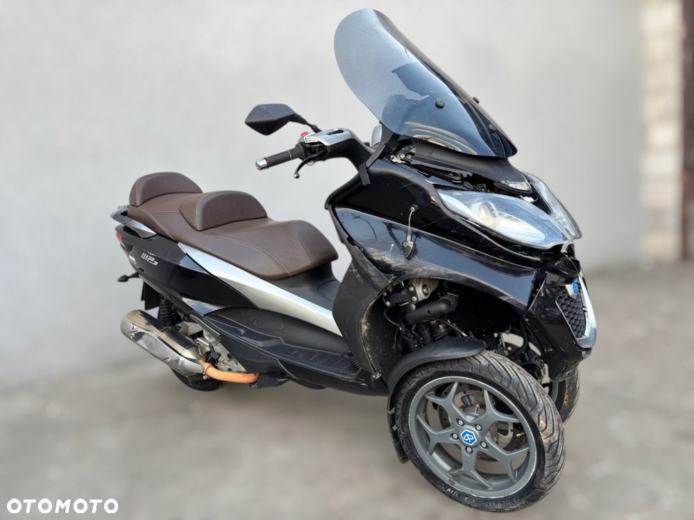 Piaggio MP-3 - 7