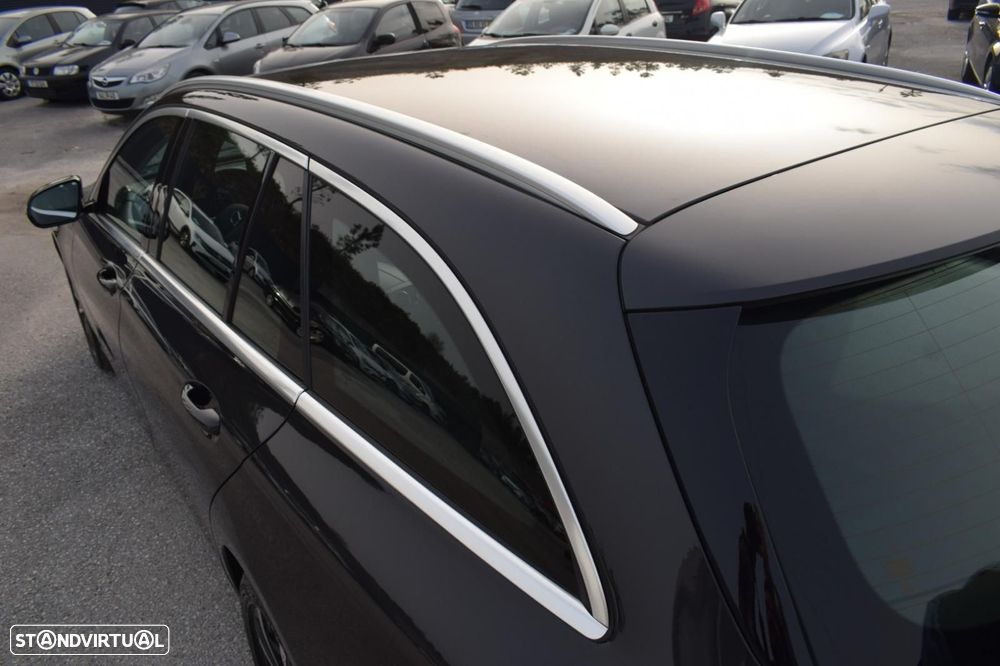 Mercedes-Benz E 300 de Avantgarde - 14