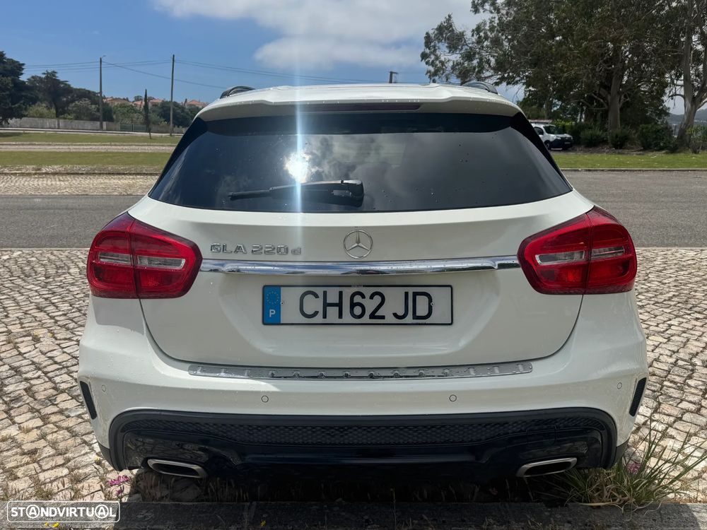 Mercedes-Benz GLA 220 CDI 7G-DCT AMG Line - 6