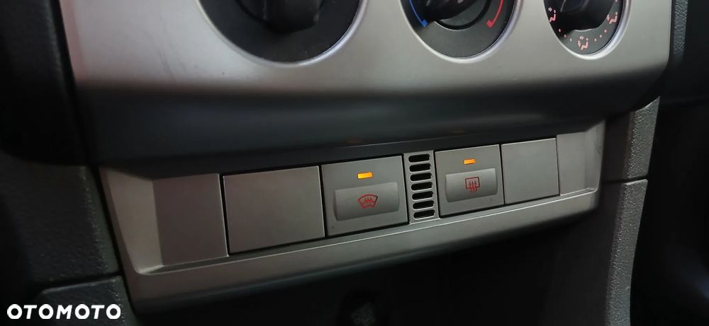 Ford Focus 1.6 16V Ghia - 18