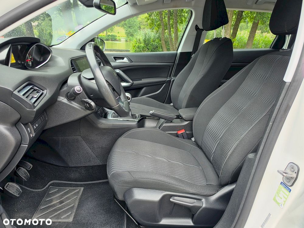 Peugeot 308 PureTech 130 Stop & Start Access - 18