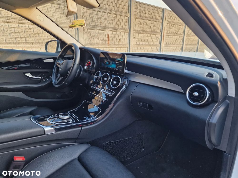 Mercedes-Benz Klasa C 180 d 9G-TRONIC Exclusive - 9