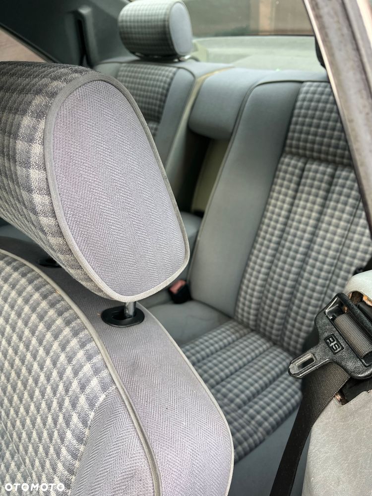 Mercedes-Benz W124 (1984-1993) - 5