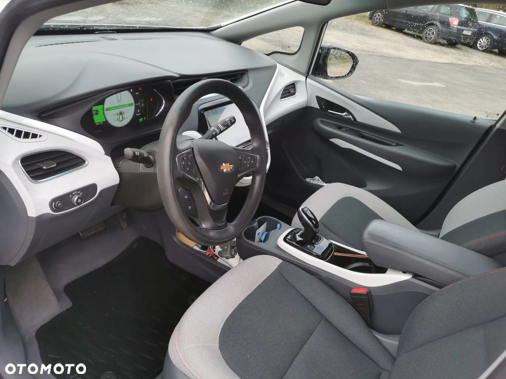Chevrolet Bolt - 10