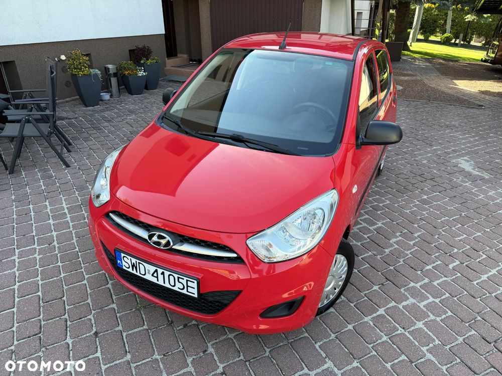 Hyundai i10 1.1 Edition 20 - 24