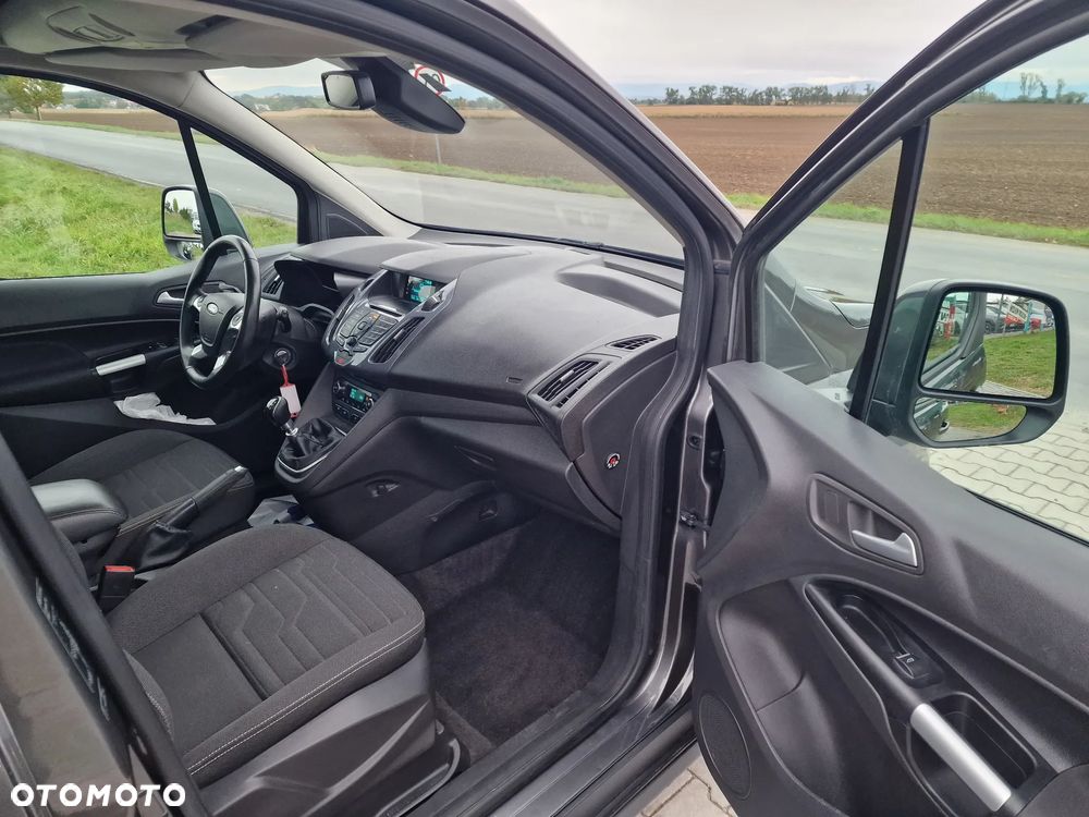 Ford Tourneo Connect 1.5 TDCi Start-Stop Titanium - 26