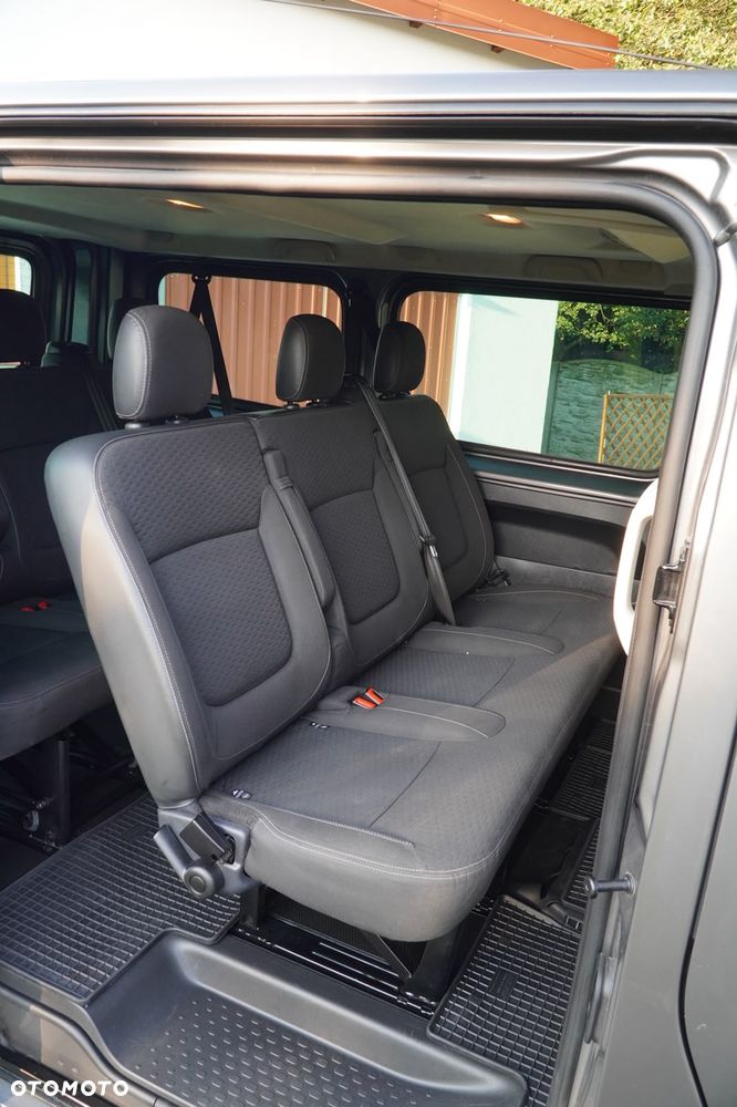 Opel Vivaro - 21