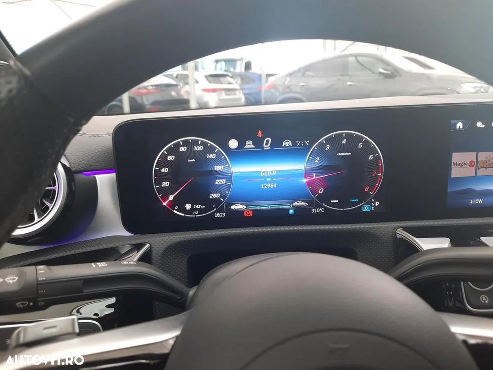 Mercedes-Benz A 220 4MATIC MHEV 8G-DCT - 18