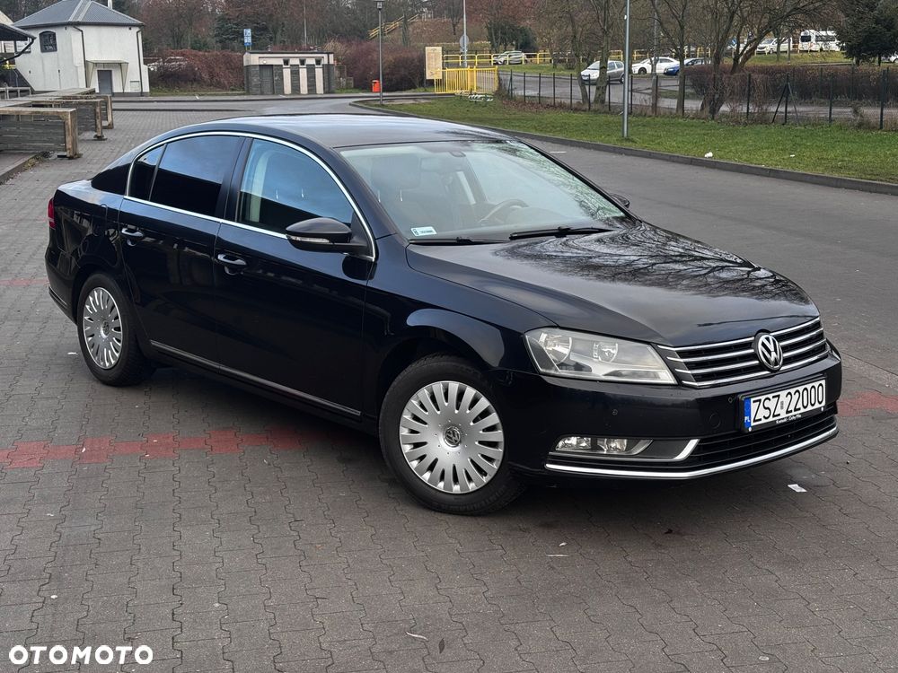 Volkswagen Passat 2.0 TDI Comfortline - 29