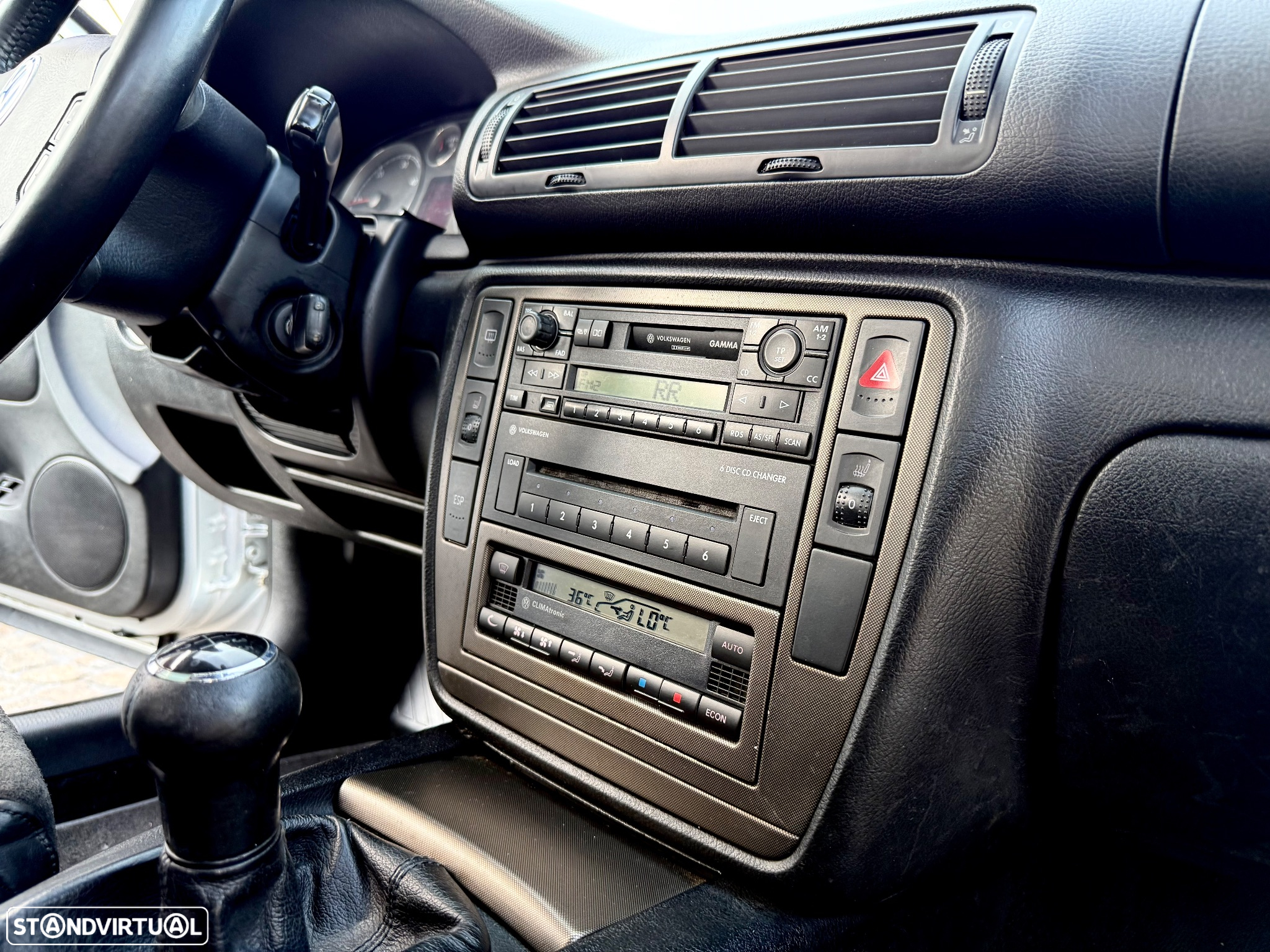 VW Passat Variant 1.9 TDi Highline - 49