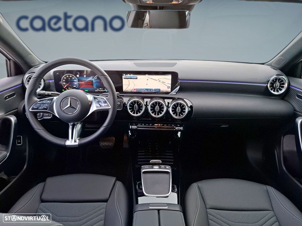 Mercedes-Benz A 250 e - 12
