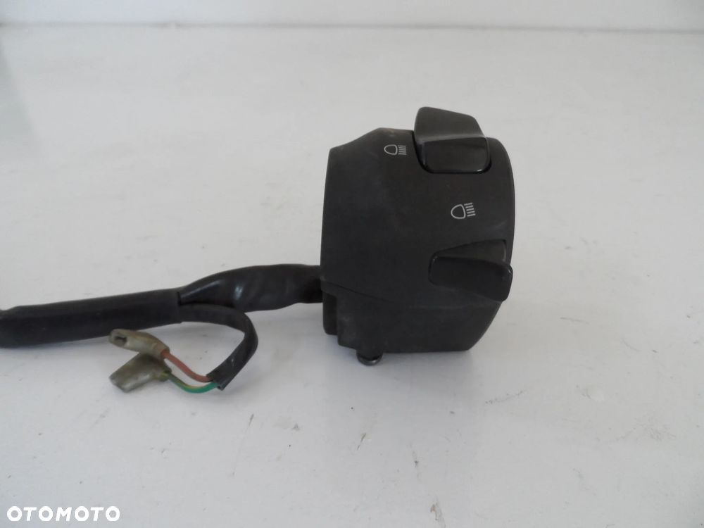 YAMAHA X-MAX 400 2016r przełącznik włącznik kierunkowskazów - 4