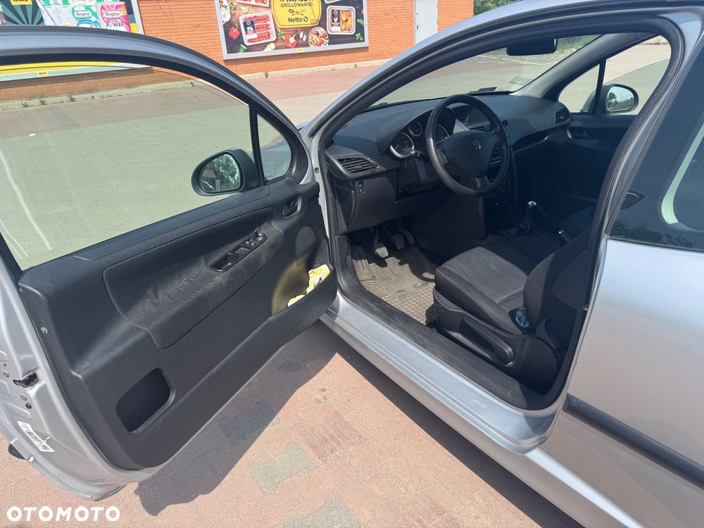 Peugeot 207 1.4 Access - 12