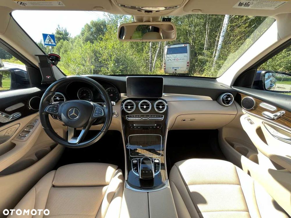 Mercedes-Benz GLC - 7