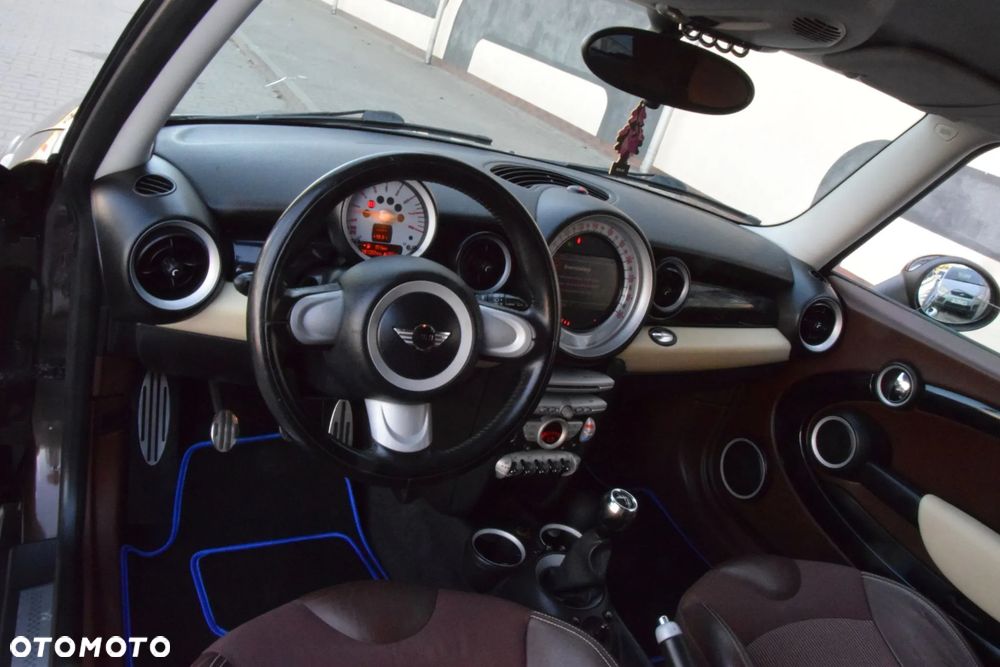 MINI Cooper S - 25