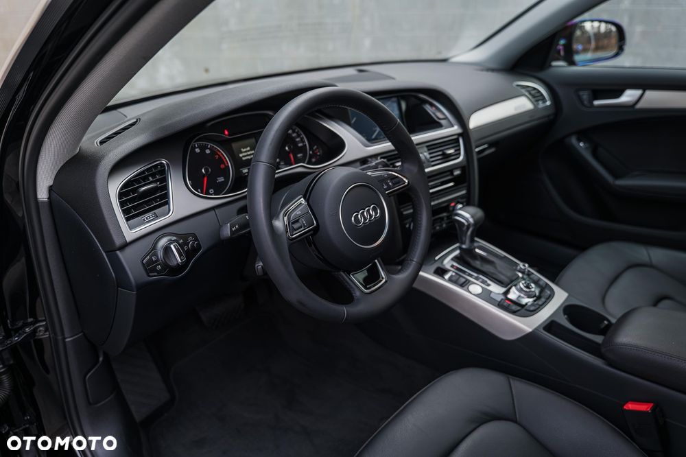 Audi A4 Limousine 2.0 TFSI ultra S tronic design - 21