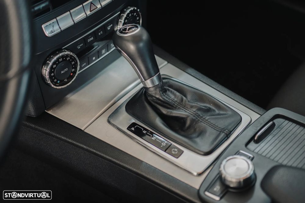 Mercedes-Benz C 180 - 21