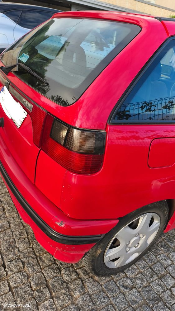 SEAT Ibiza 1.3i GLX - 3