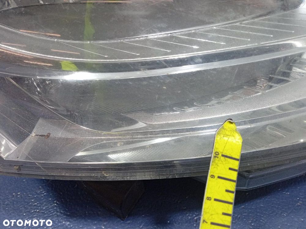 CITROEN C3 PICASSO 08-13 REFLEKTOR PRAWY LAMPA PRZÓD 9681806180 - 8