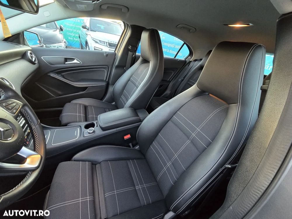 Mercedes-Benz A 200 CDI (BlueEFFICIENCY) 7G-DCT Urban - 15