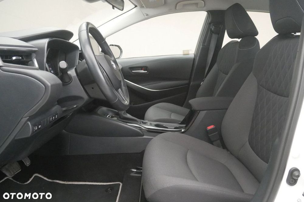 Toyota Corolla 1.8 Hybrid Comfort - 12
