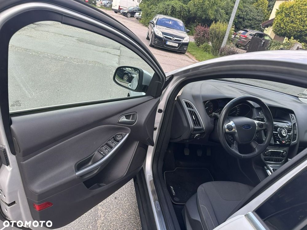 Ford Focus - 10