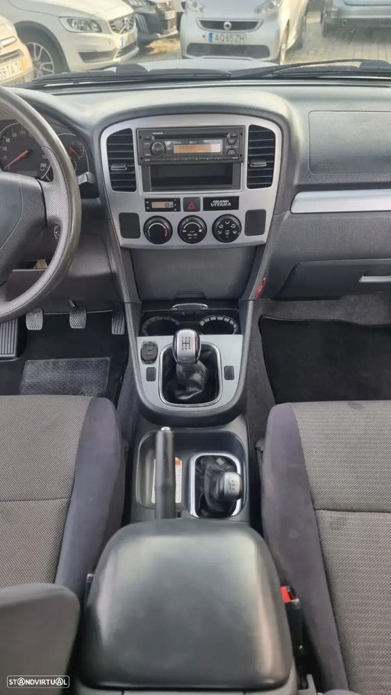 Suzuki Grand Vitara - 16