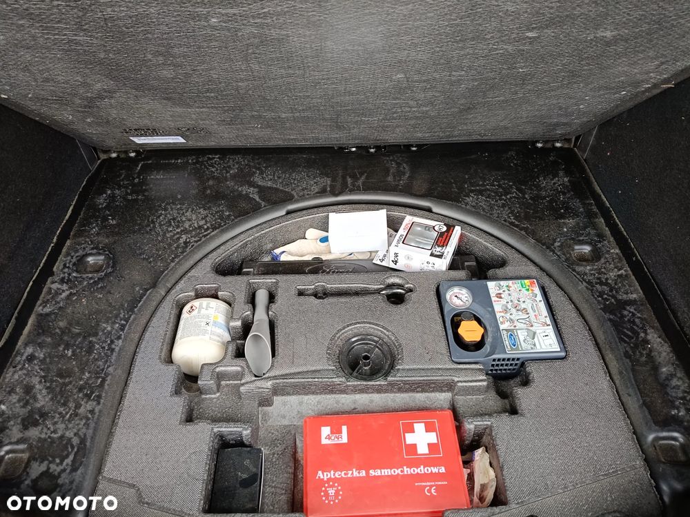 Ford Kuga 2.0 TDCi 2x4 Trend - 11