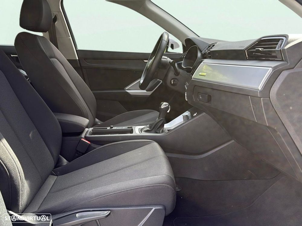 Audi Q3 45 TFSIe S tronic - 13