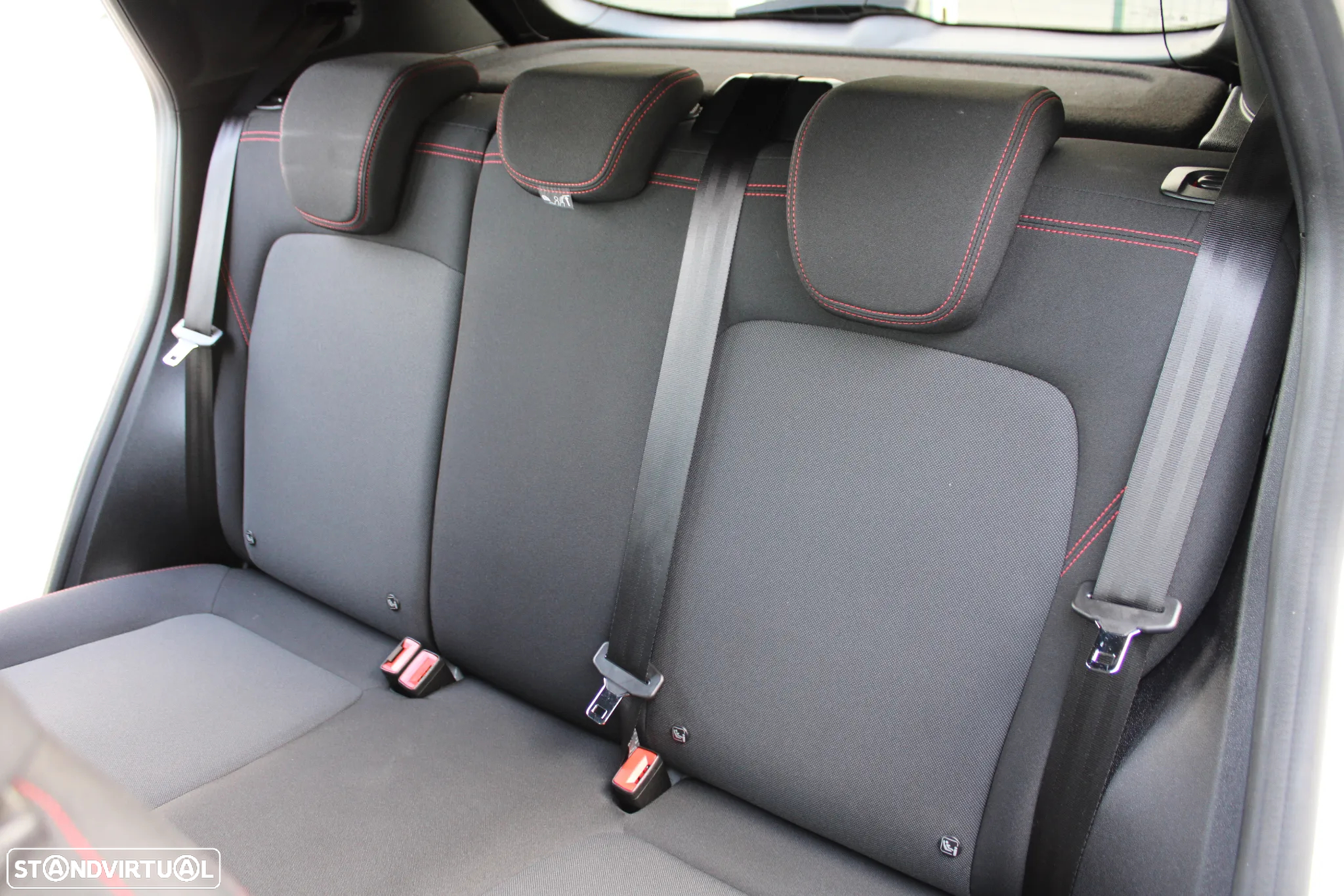 Ford Fiesta 1.0 EcoBoost ST-Line - 39