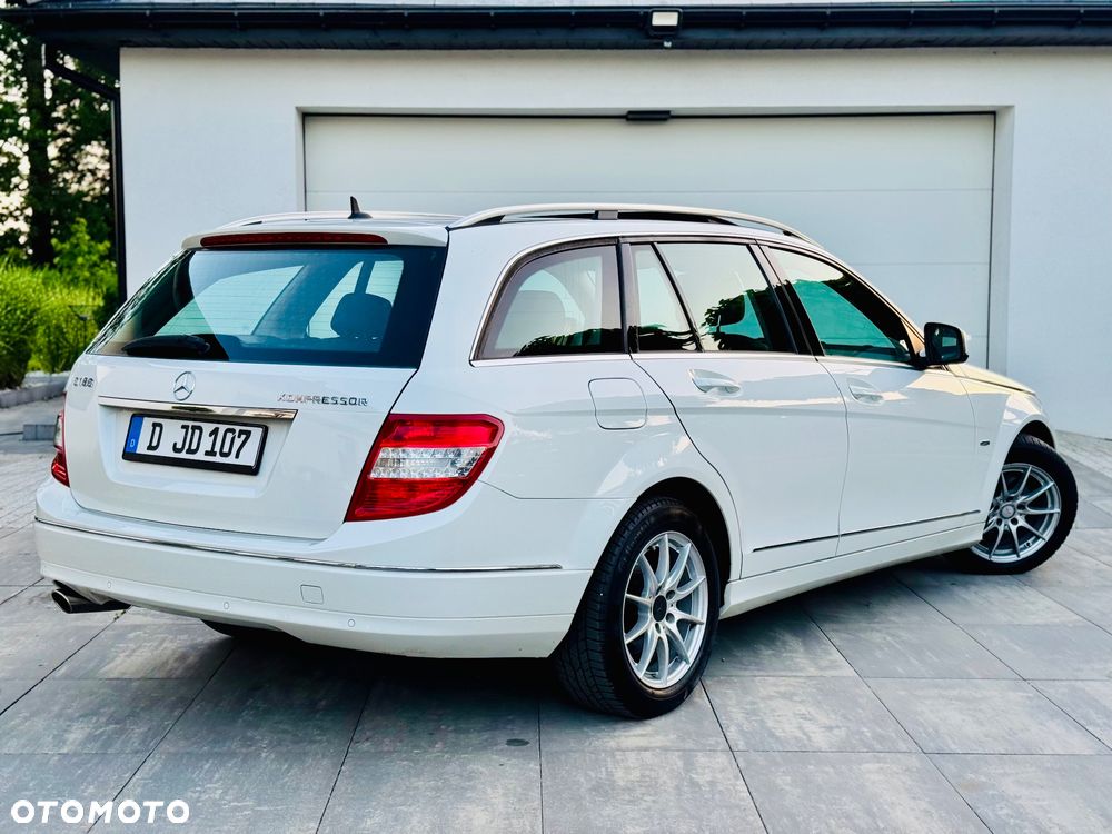 Mercedes-Benz Klasa C 180 Kompressor Automatik Avantgarde - 24