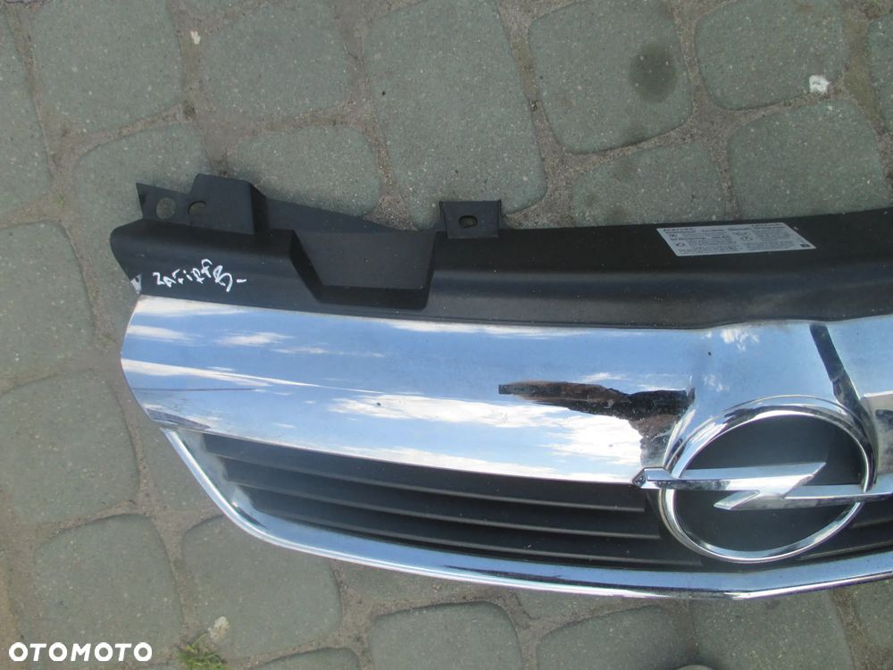 Grill OPEL ZAFIRA B - 2